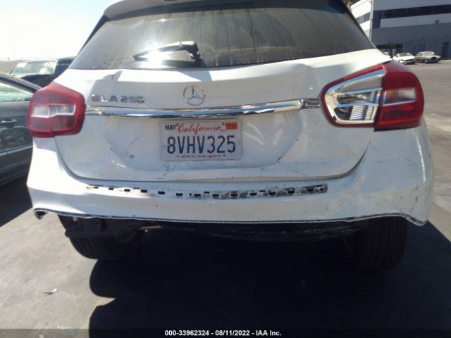 Photo 5 VIN: WDCTG4EBXJJ480984 - MERCEDES-BENZ GLA 