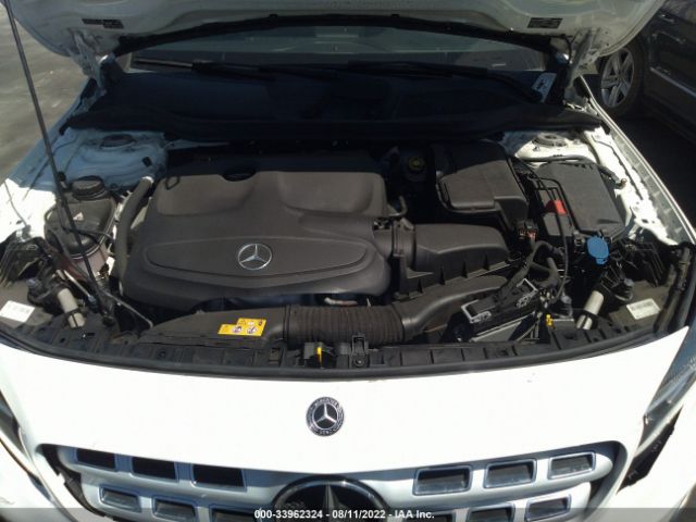 Photo 9 VIN: WDCTG4EBXJJ480984 - MERCEDES-BENZ GLA 