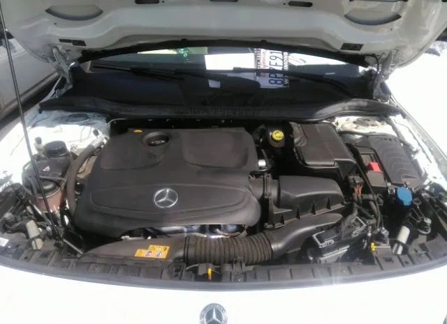 Photo 9 VIN: WDCTG4EBXLJ688382 - MERCEDES-BENZ GLA 