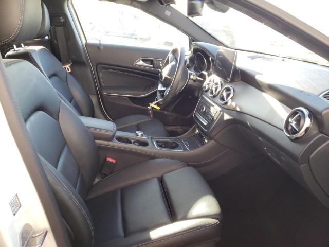 Photo 4 VIN: WDCTG4EBXLU027837 - MERCEDES-BENZ GLA 