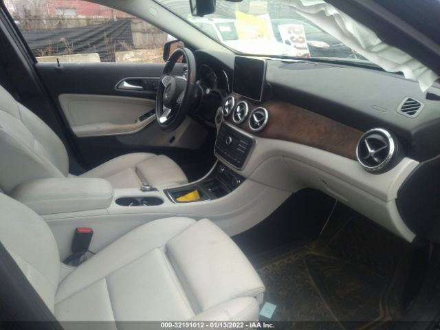 Photo 4 VIN: WDCTG4GB0GJ240879 - MERCEDES-BENZ GLA 