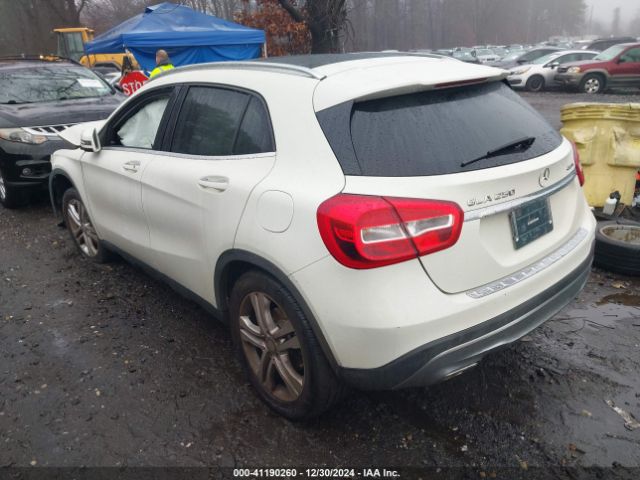 Photo 2 VIN: WDCTG4GB0GJ256936 - MERCEDES-BENZ GLA-CLASS 