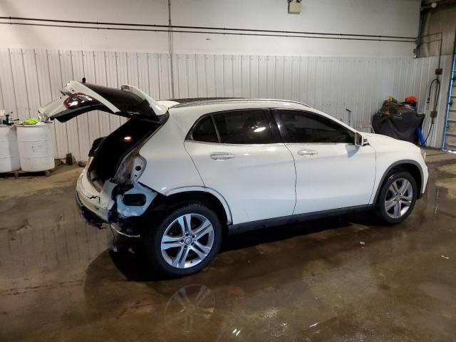 Photo 2 VIN: WDCTG4GB0GJ265958 - MERCEDES-BENZ GLA-CLASS 