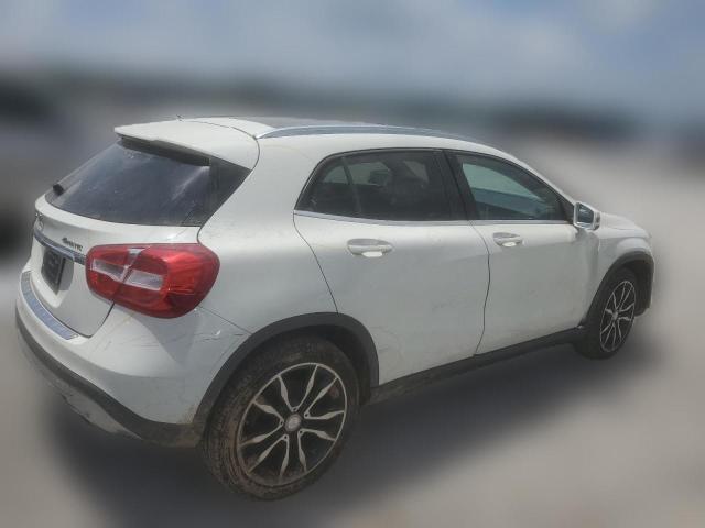 Photo 2 VIN: WDCTG4GB0HJ292773 - MERCEDES-BENZ GLA-CLASS 