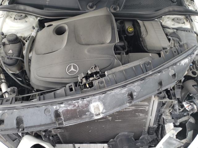 Photo 6 VIN: WDCTG4GB0HJ343219 - MERCEDES-BENZ GLA 250 4M 