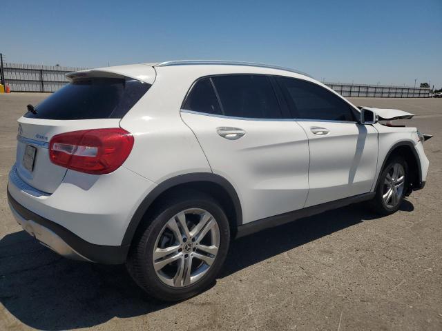 Photo 2 VIN: WDCTG4GB0KU012467 - MERCEDES-BENZ GLA-CLASS 