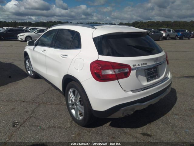 Photo 2 VIN: WDCTG4GB0KU017197 - MERCEDES-BENZ GLA 