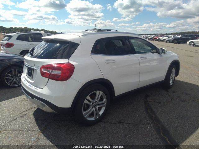 Photo 3 VIN: WDCTG4GB0KU017197 - MERCEDES-BENZ GLA 