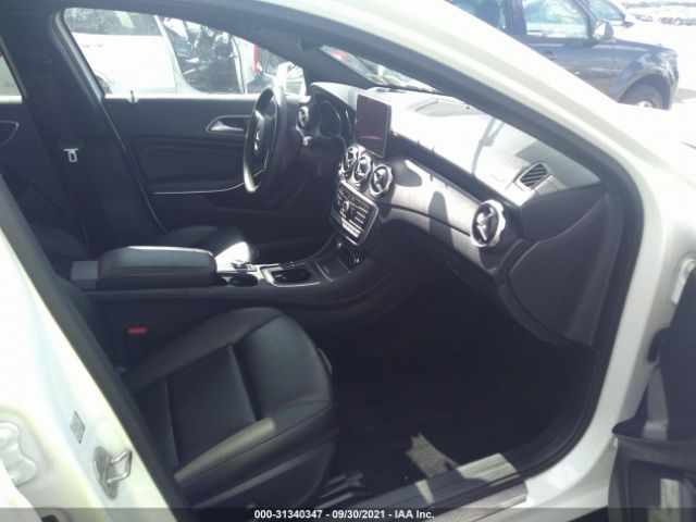 Photo 4 VIN: WDCTG4GB0KU017197 - MERCEDES-BENZ GLA 