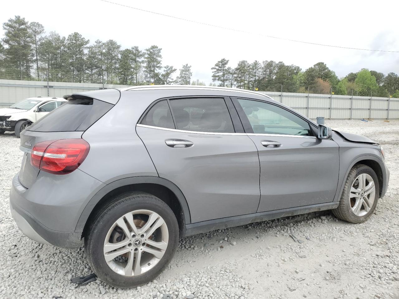 Photo 2 VIN: WDCTG4GB0LJ679249 - MERCEDES-BENZ GLA-KLASSE 