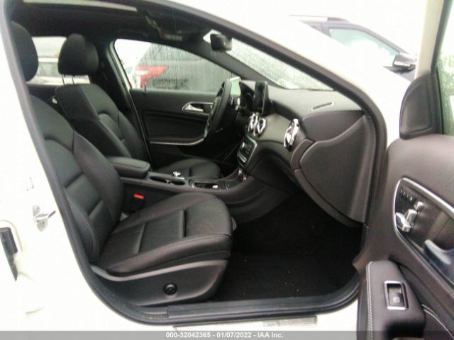 Photo 4 VIN: WDCTG4GB0LU021901 - MERCEDES-BENZ GLA 