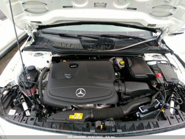 Photo 9 VIN: WDCTG4GB0LU021901 - MERCEDES-BENZ GLA 