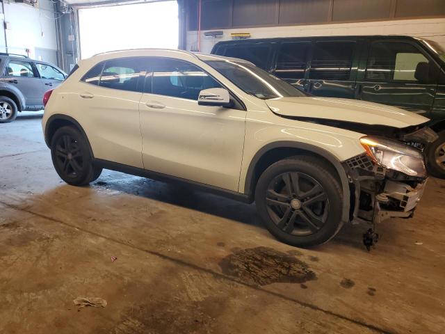 Photo 3 VIN: WDCTG4GB1FJ132589 - MERCEDES-BENZ GLA-CLASS 