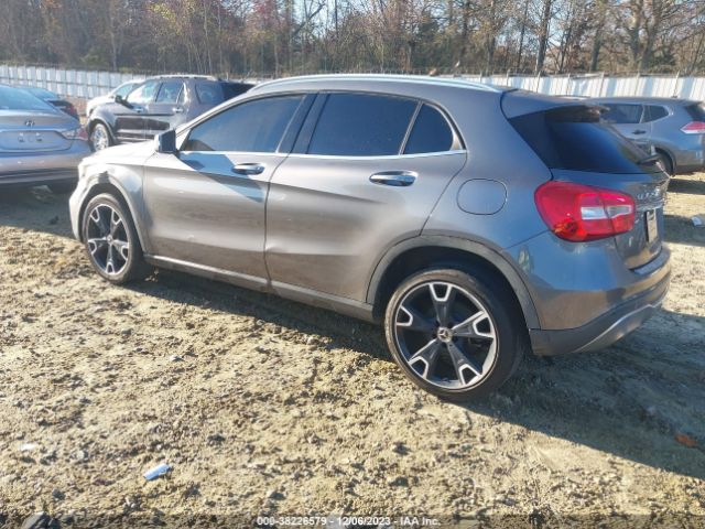 Photo 2 VIN: WDCTG4GB1JJ476786 - MERCEDES-BENZ GLA-CLASS 