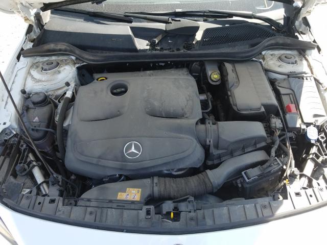 Photo 6 VIN: WDCTG4GB1JJ495547 - MERCEDES-BENZ GLA 250 4M 