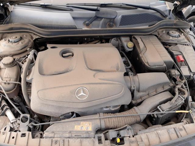 Photo 6 VIN: WDCTG4GB1JJ497749 - MERCEDES-BENZ GLA 250 4M 