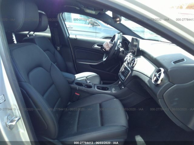 Photo 4 VIN: WDCTG4GB1JJ511584 - MERCEDES-BENZ GLA 