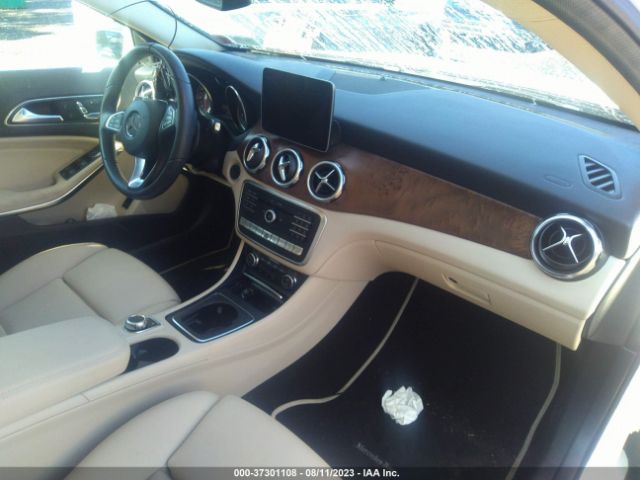 Photo 4 VIN: WDCTG4GB1JJ522469 - MERCEDES-BENZ GLA 250 