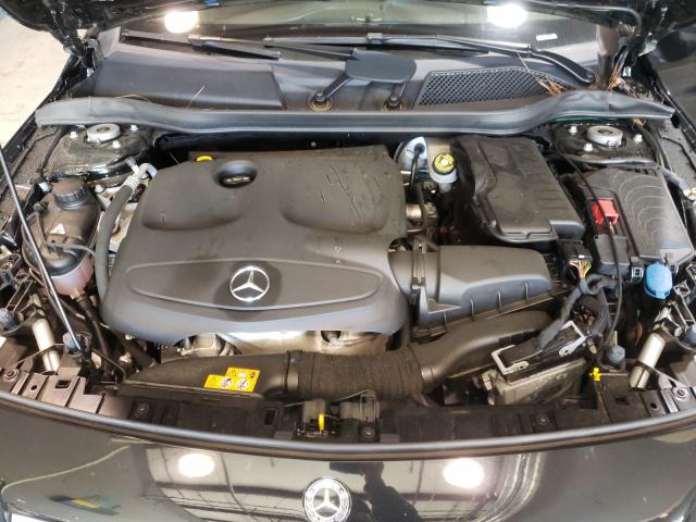 Photo 6 VIN: WDCTG4GB1KJ584147 - MERCEDES-BENZ GLA 250 4M 