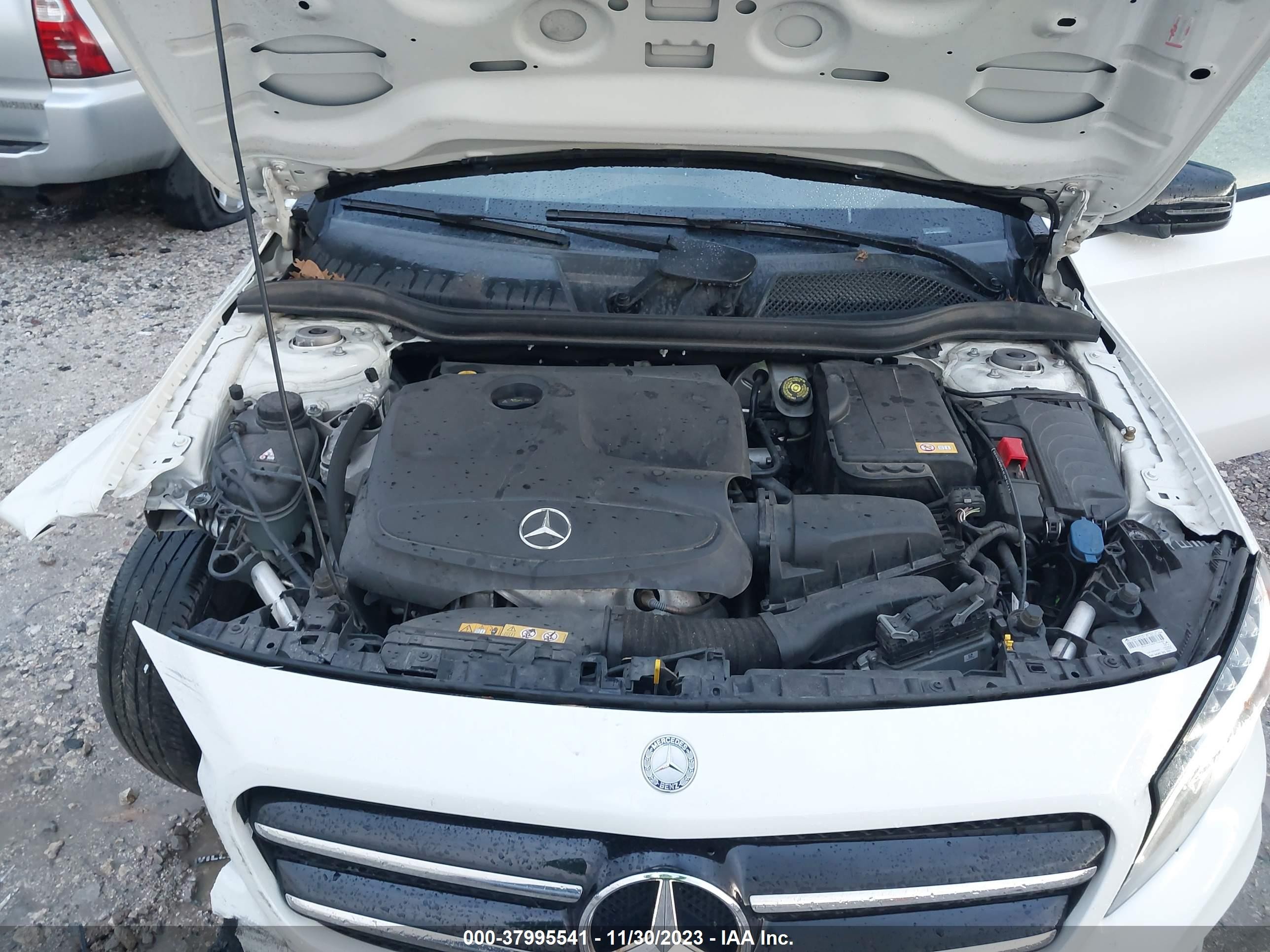 Photo 9 VIN: WDCTG4GB2FJ036034 - MERCEDES-BENZ GLA-KLASSE 