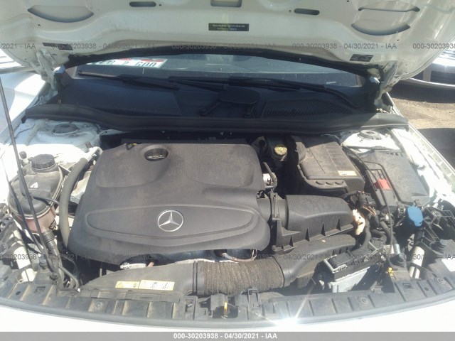 Photo 9 VIN: WDCTG4GB2FJ112268 - MERCEDES-BENZ GLA-CLASS 