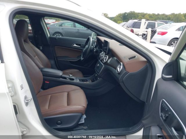 Photo 4 VIN: WDCTG4GB2GJ264360 - MERCEDES-BENZ GLA-CLASS 