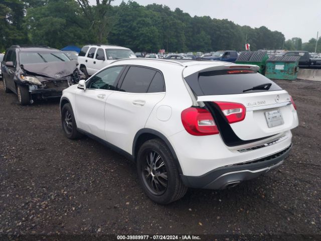 Photo 2 VIN: WDCTG4GB2JJ519841 - MERCEDES-BENZ GLA-CLASS 