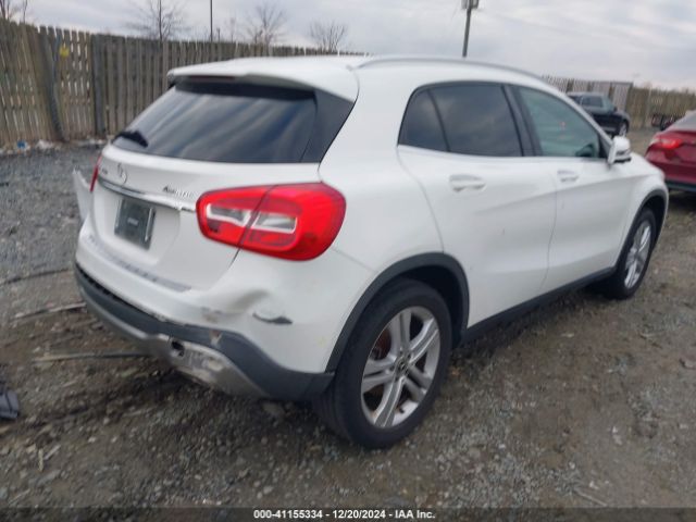 Photo 3 VIN: WDCTG4GB2JU000044 - MERCEDES-BENZ GLA-CLASS 