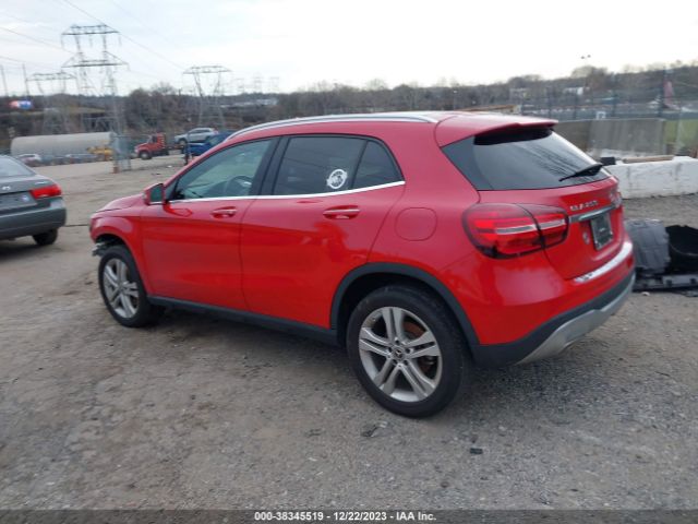 Photo 2 VIN: WDCTG4GB2KJ552548 - MERCEDES-BENZ GLA 250 