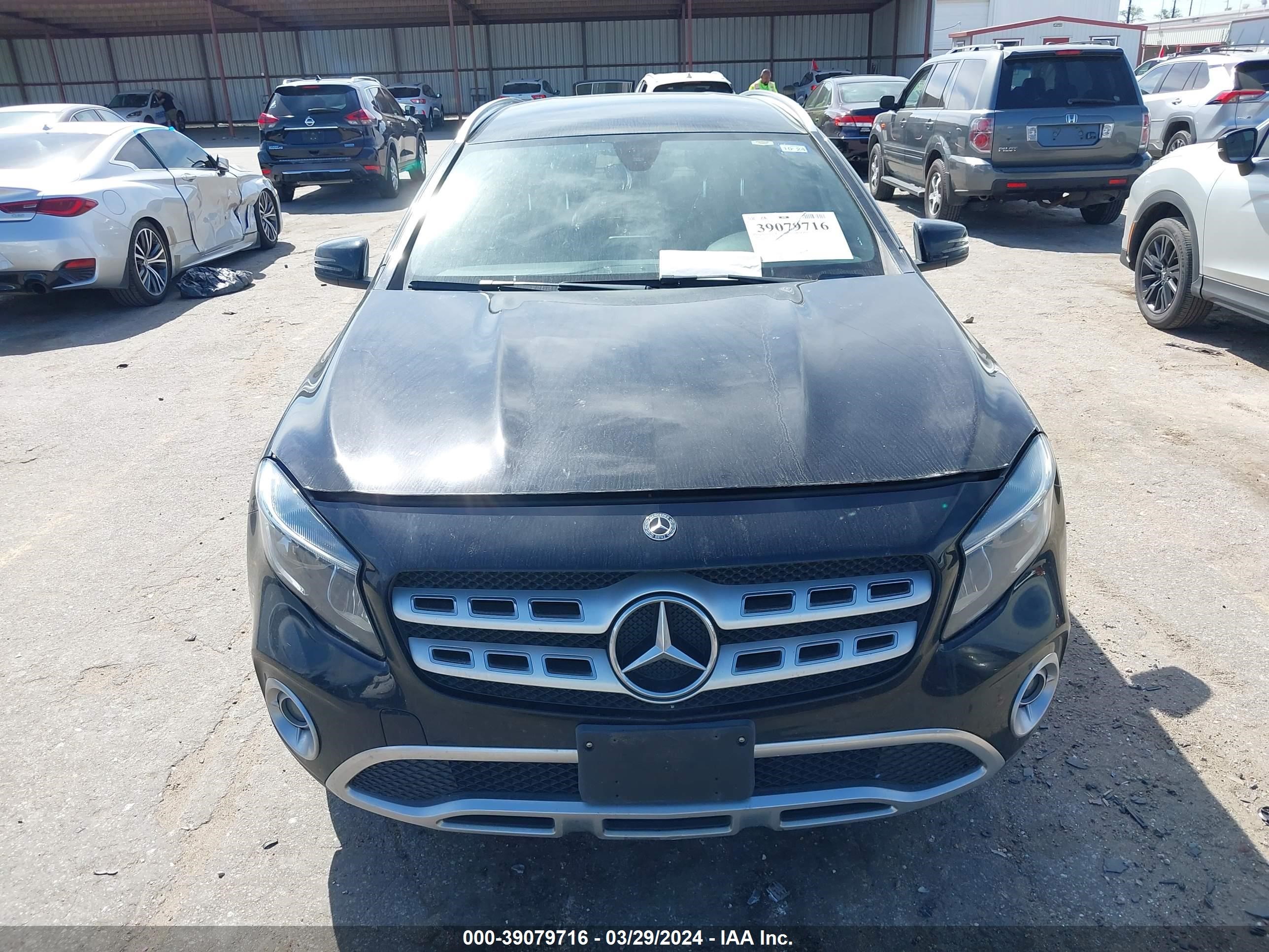 Photo 11 VIN: WDCTG4GB2KJ583797 - MERCEDES-BENZ GLA-KLASSE 