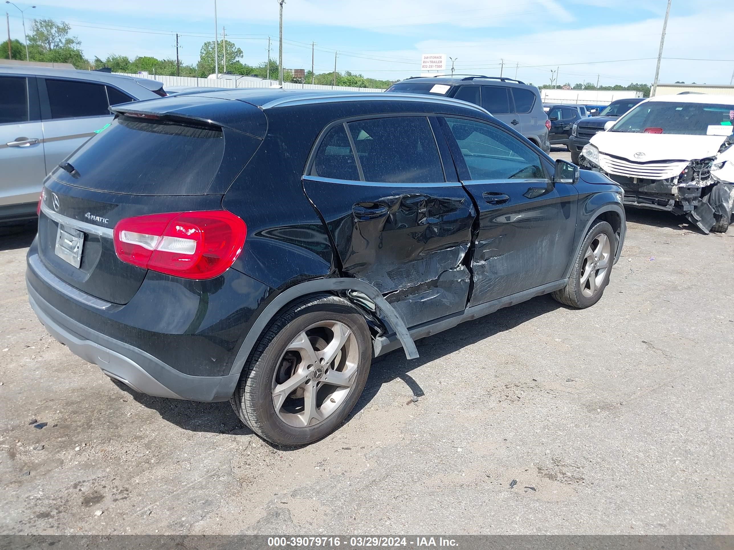 Photo 3 VIN: WDCTG4GB2KJ583797 - MERCEDES-BENZ GLA-KLASSE 