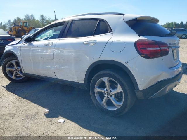 Photo 2 VIN: WDCTG4GB2LJ668950 - MERCEDES-BENZ GLA 