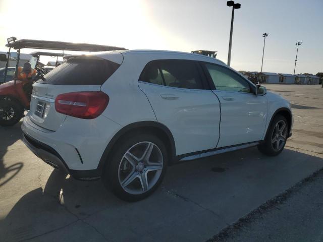 Photo 2 VIN: WDCTG4GB3FJ084853 - MERCEDES-BENZ GLA 250 4M 