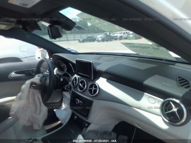 Photo 4 VIN: WDCTG4GB3FJ139110 - MERCEDES-BENZ GLA-CLASS 