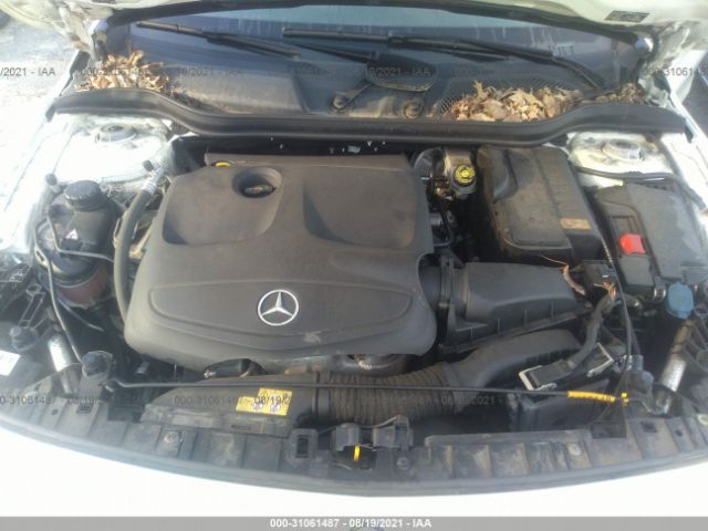 Photo 9 VIN: WDCTG4GB3GJ199504 - MERCEDES-BENZ GLA 