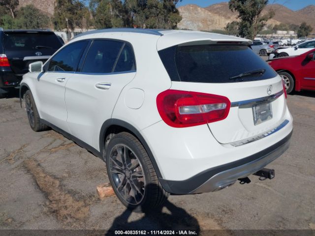 Photo 2 VIN: WDCTG4GB3GJ257563 - MERCEDES-BENZ GLA-CLASS 