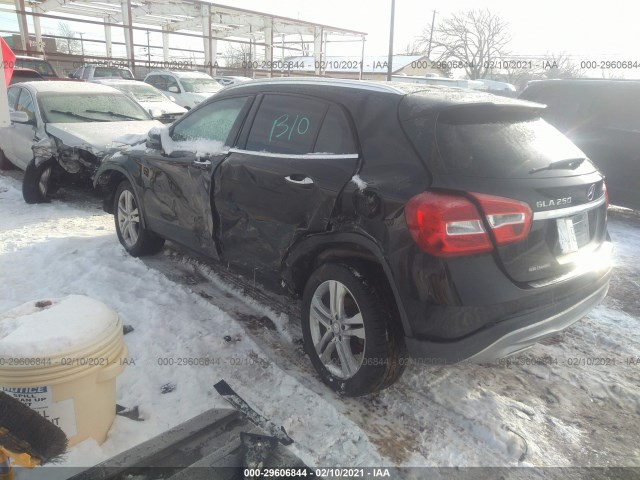 Photo 2 VIN: WDCTG4GB3GJ270071 - MERCEDES-BENZ GLA 