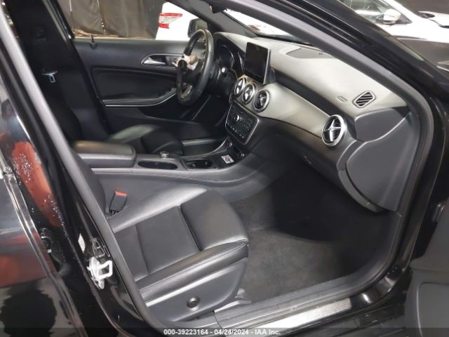 Photo 4 VIN: WDCTG4GB3HJ326205 - MERCEDES-BENZ GLA 250 