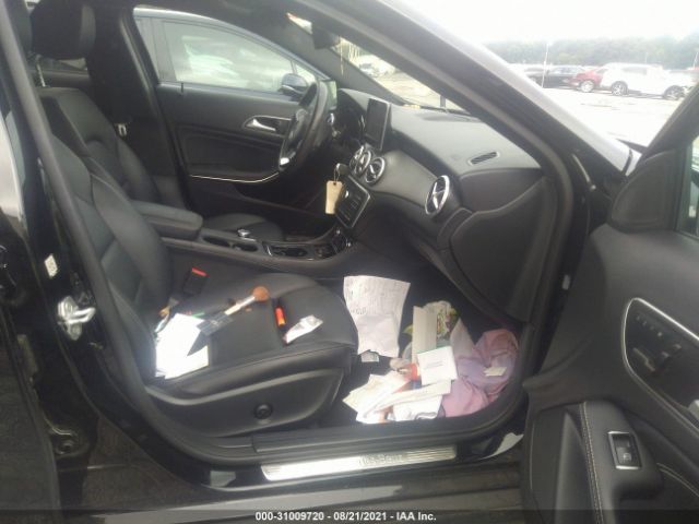 Photo 4 VIN: WDCTG4GB3HJ343151 - MERCEDES-BENZ GLA 