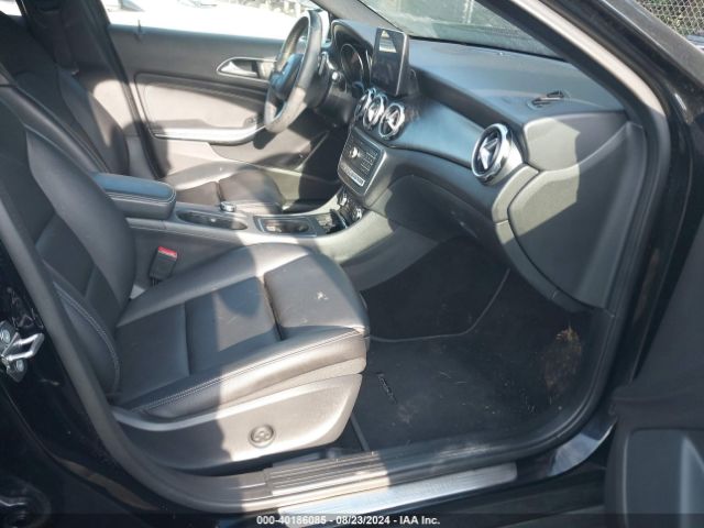 Photo 4 VIN: WDCTG4GB3JJ475025 - MERCEDES-BENZ GLA-CLASS 