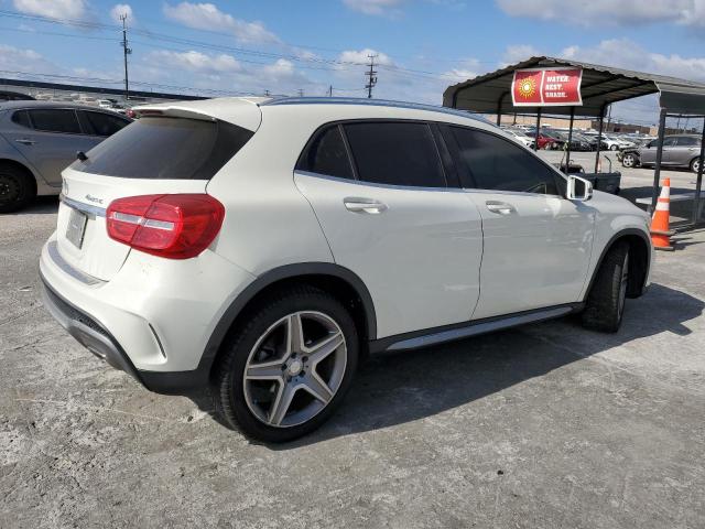 Photo 2 VIN: WDCTG4GB4GJ244708 - MERCEDES-BENZ GLA-CLASS 