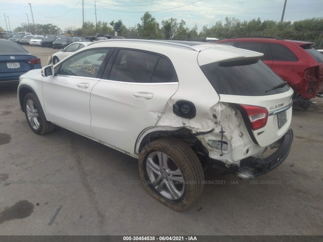 Photo 2 VIN: WDCTG4GB4JJ373961 - MERCEDES-BENZ GLA 250 