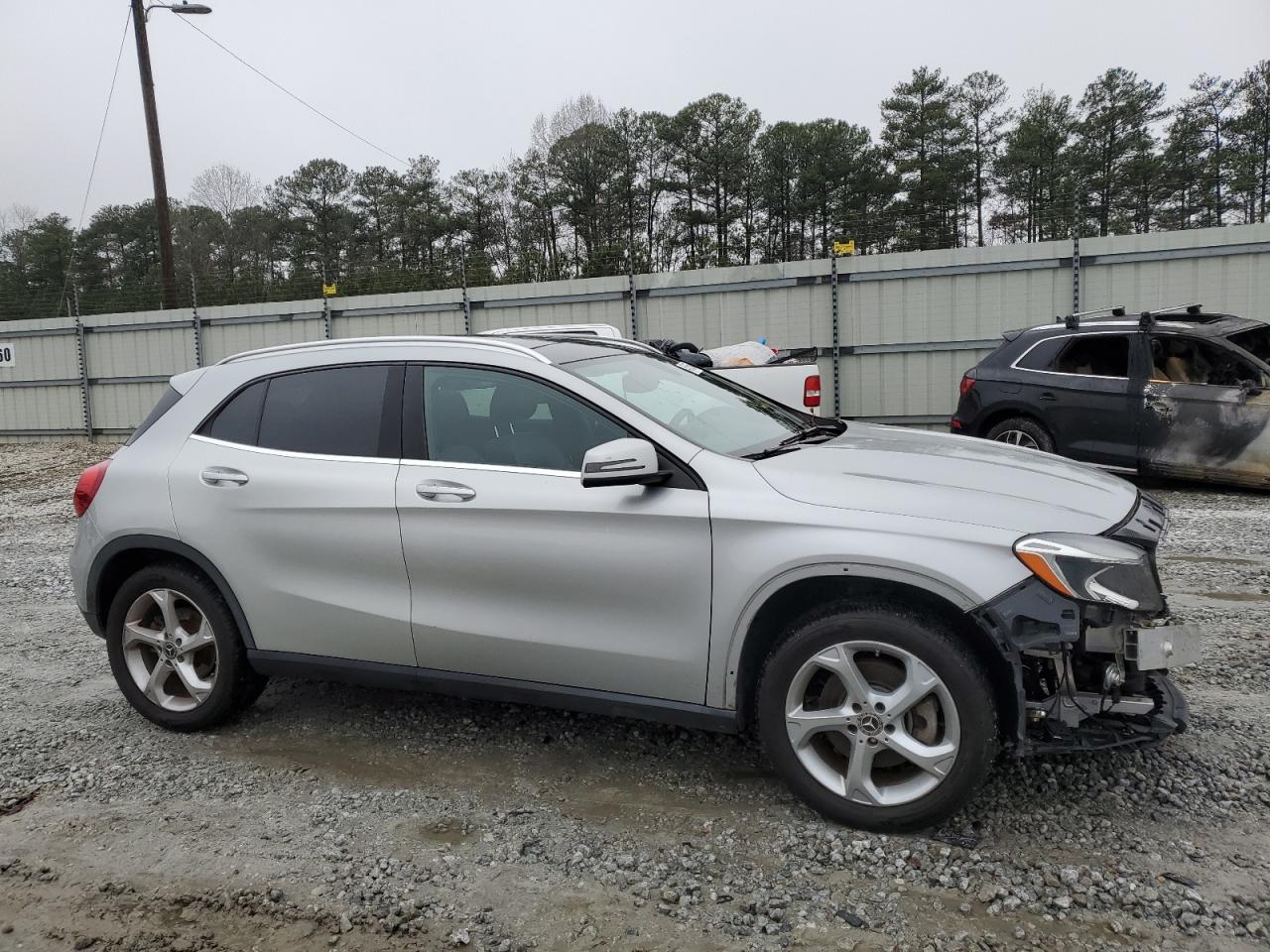 Photo 3 VIN: WDCTG4GB4JJ399167 - MERCEDES-BENZ GLA-CLASS 