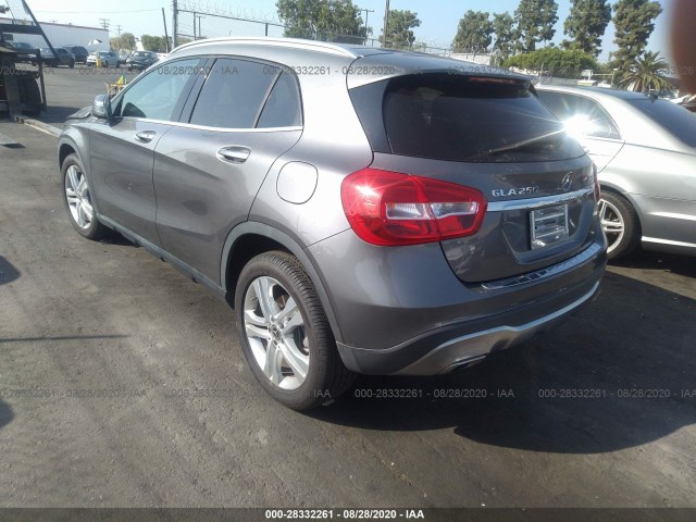 Photo 2 VIN: WDCTG4GB4JJ414928 - MERCEDES-BENZ GLA 