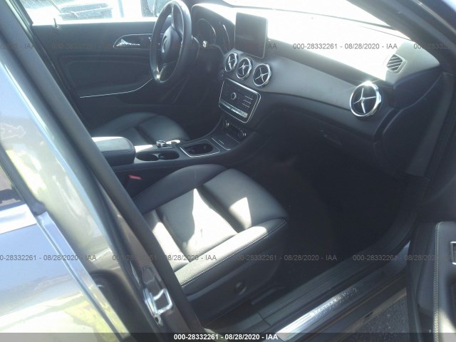 Photo 4 VIN: WDCTG4GB4JJ414928 - MERCEDES-BENZ GLA 