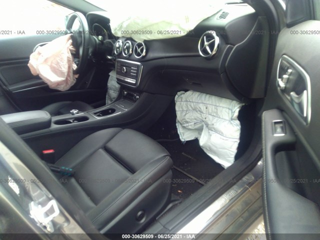 Photo 4 VIN: WDCTG4GB4JJ434385 - MERCEDES-BENZ GLA 250 