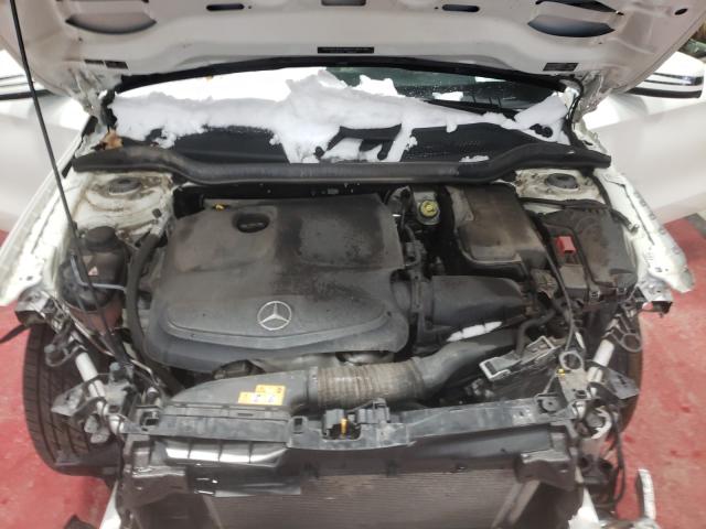 Photo 6 VIN: WDCTG4GB4JJ465880 - MERCEDES-BENZ GLA 250 4M 