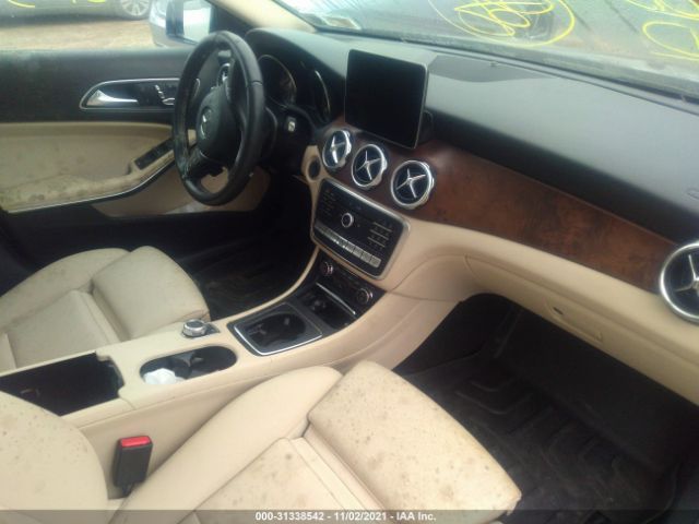 Photo 4 VIN: WDCTG4GB4KJ601104 - MERCEDES-BENZ GLA 