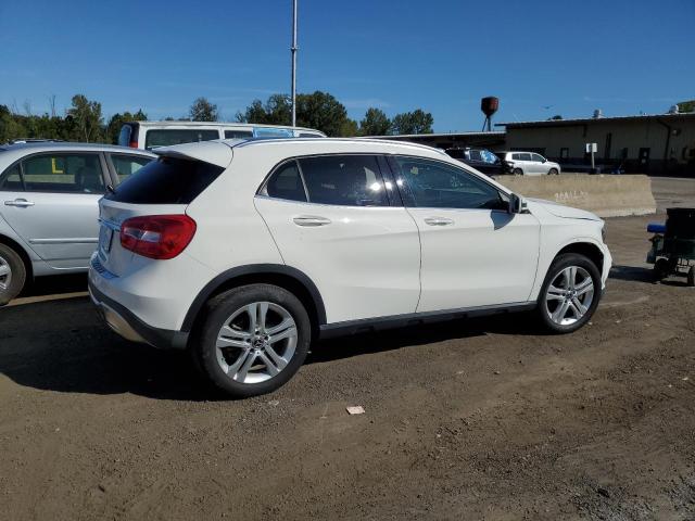 Photo 2 VIN: WDCTG4GB4KU002721 - MERCEDES-BENZ GLA 250 4M 