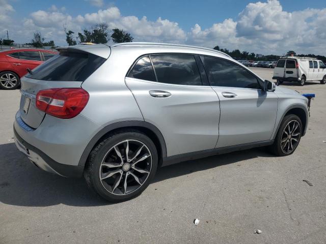 Photo 2 VIN: WDCTG4GB5FJ052888 - MERCEDES-BENZ GLA 250 4M 